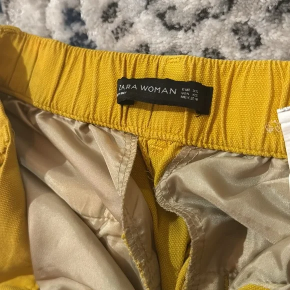 Zara yellow trousers - Picture 3 of 3